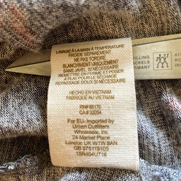 Free People Size Small Gray Floral Bodycon Stretchy Dress: 3072 - Picture 7 of 7